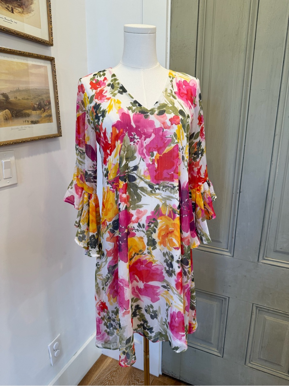 Calvin Klein Floral Shift